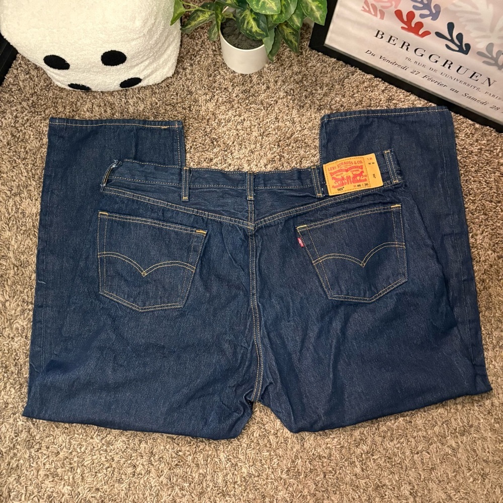 Levi’s 501 Dark Wash Jeans Men’s 46x30 Straight Leg Button Fly - Picture 2 of 5